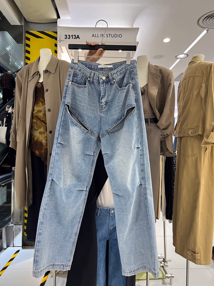 ビサイドスリットデニムパンツ