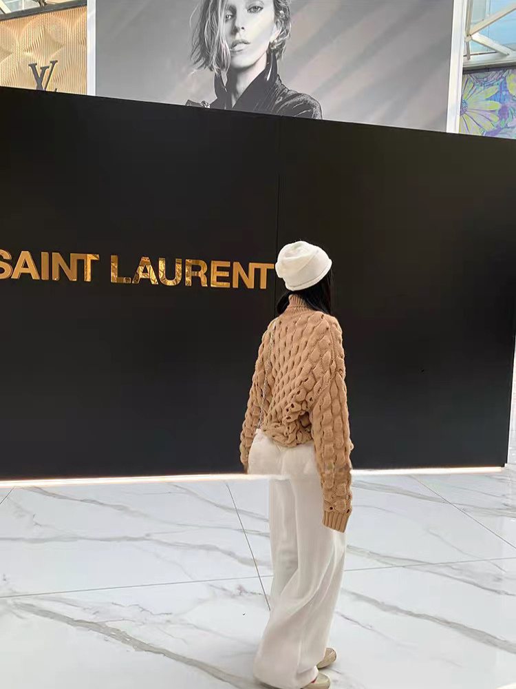 ワッフルニッティングタートルセーター