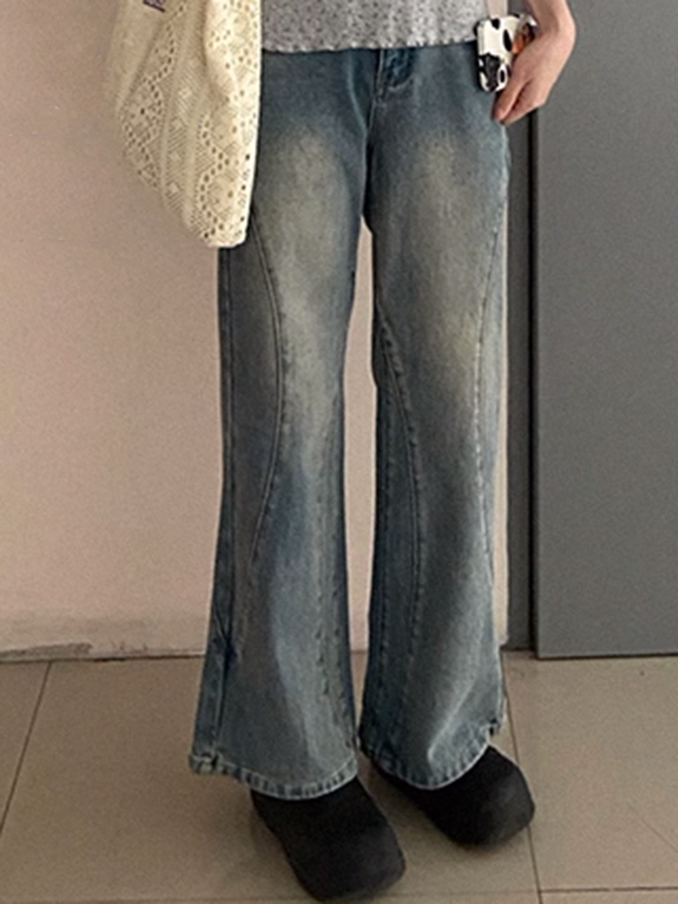 クレセントブーツカットジーンズ