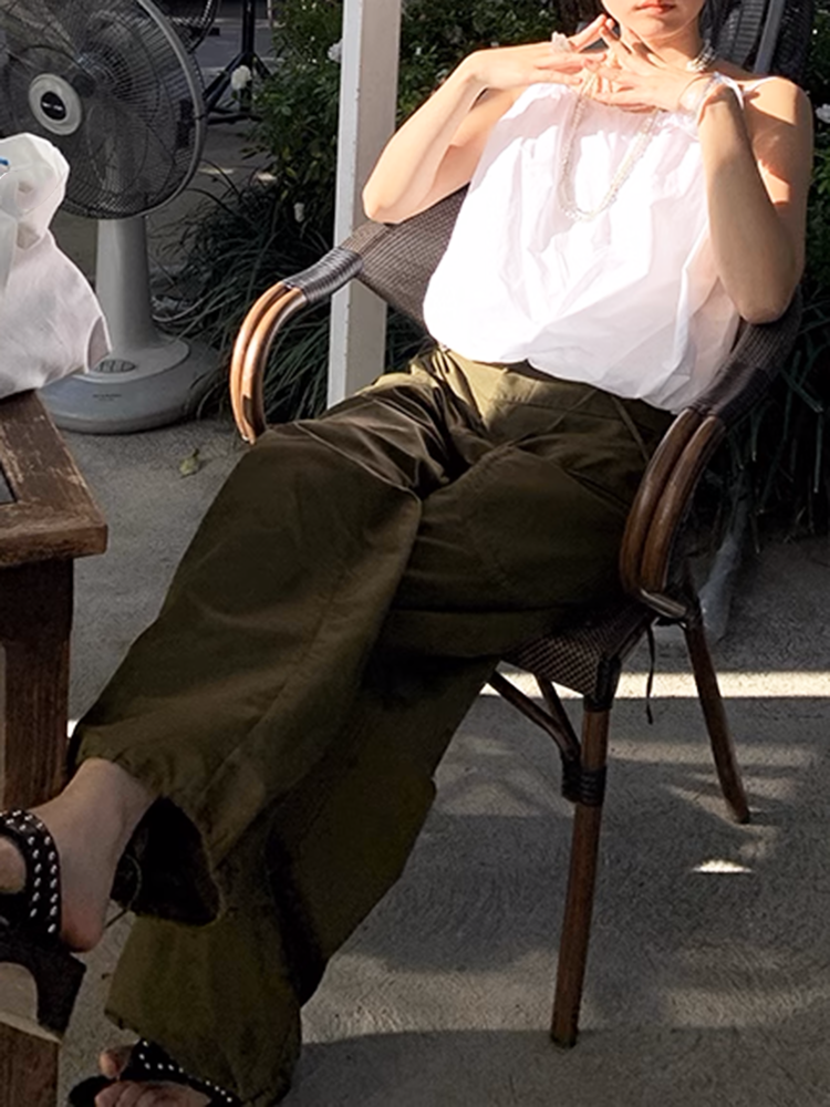 アーミーグリーンワイドレッグパンツ