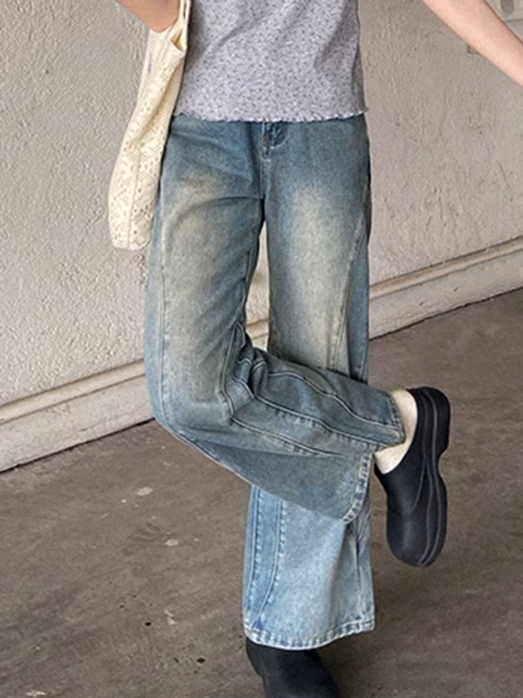 クレセントブーツカットジーンズ