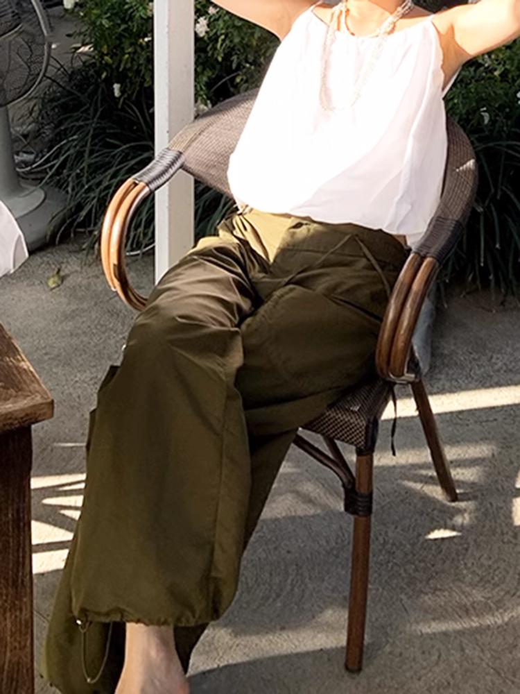 アーミーグリーンワイドレッグパンツ